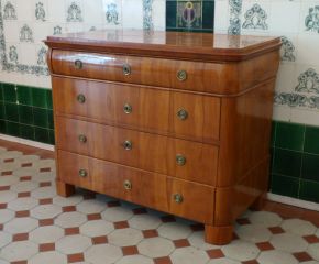 Biedermeier Kommode, Kirschholz um 1850