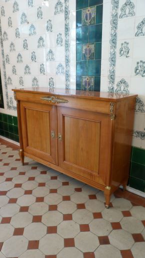 Elegante Konsole, Kirschholz um 1900