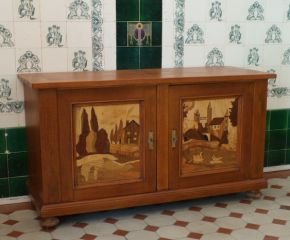 Seltener Jugendstil Halbschrank, Eiche um 1920 Seltener Jugendstil Halbschrank, Eiche um 1920