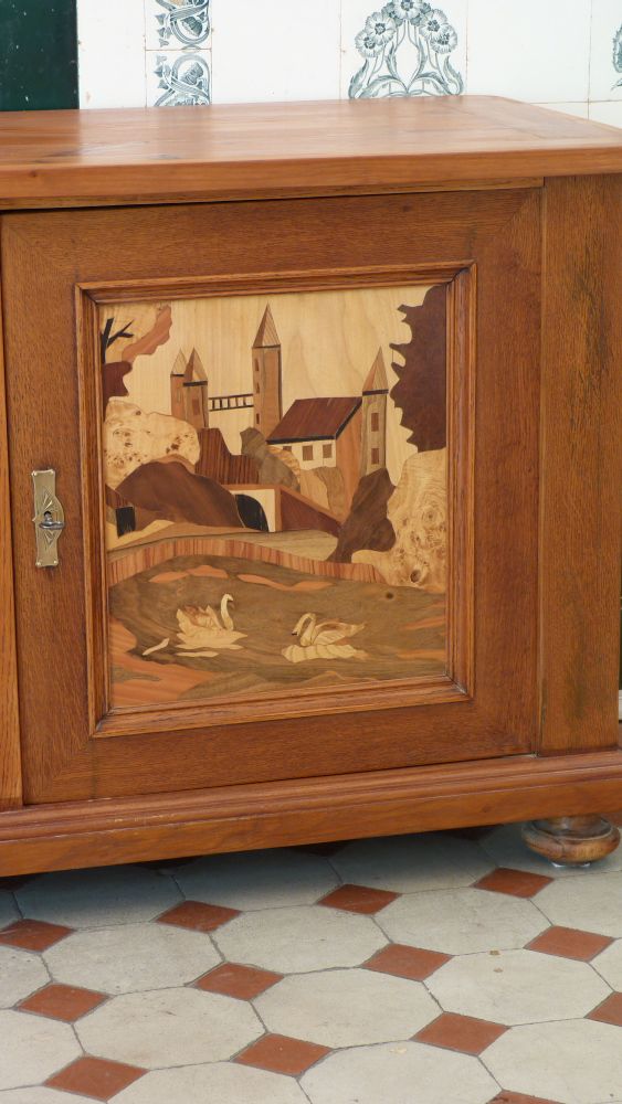 Seltener Jugendstil Halbschrank um 1920 Seltener Jugendstil Halbschrank um 1920