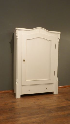 Louis-Philippe Kleiderschrank, Fichte weiß lasiert um 1880