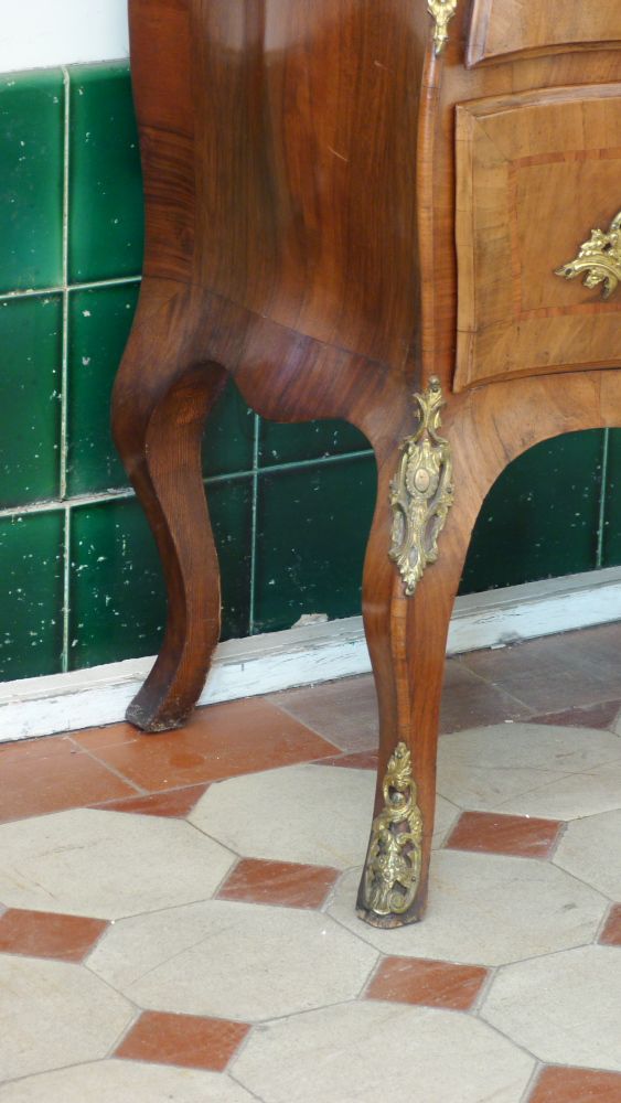 Seltener Aufsatzschrank, Dresdener Barock um 1890 Seltener Aufsatzschrank, Dresdener Barock um 1890