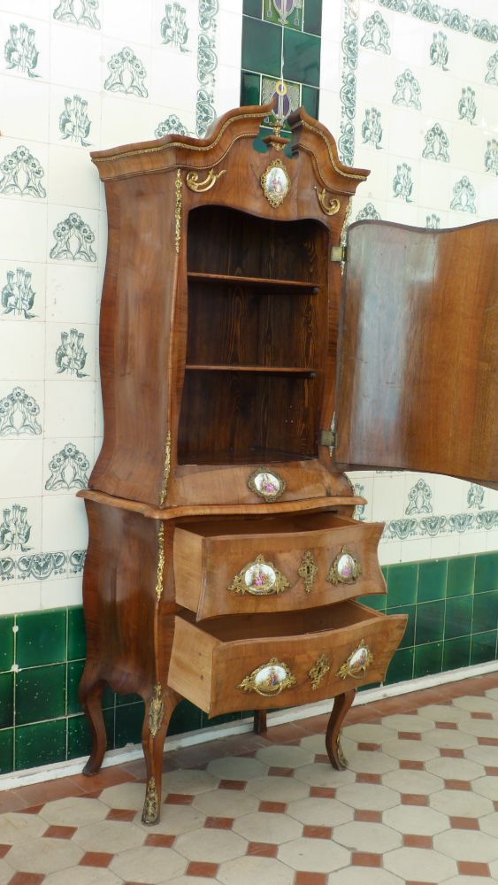Seltener Aufsatzschrank, Dresdener Barock um 1890 Seltener Aufsatzschrank, Dresdener Barock um 1890
