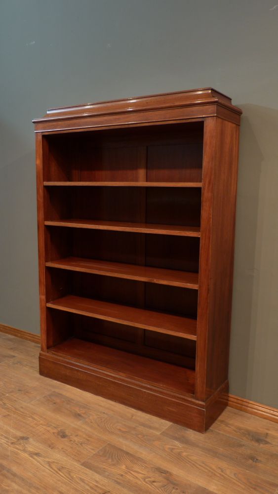 Biedermeier Bücherregal, Mahagoni um 1860 Biedermeier Bücherregal, Mahagoni um 1860