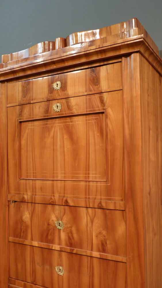 Biedermeier Blender, Kirschholz handpoliert um 1850 Biedermeier Blender, Kirschholz handpoliert um 1850