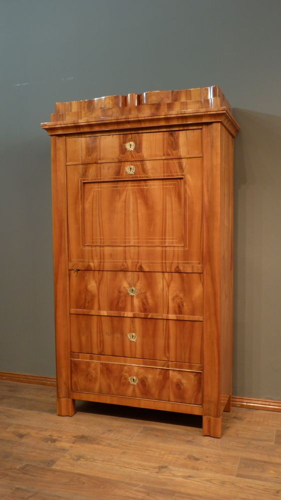 Biedermeier Blender, Kirschholz handpoliert um 1850 Biedermeier Blender, Kirschholz handpoliert um 1850