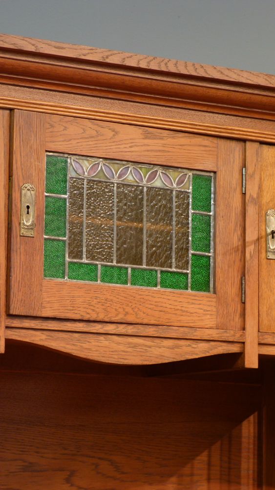 Seltenes Jugendstil Büffet, Eiche um 1910 Seltenes Jugendstil Büffet, Eiche um 1910