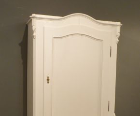 Louis-Philippe Kleiderschrank, Fichte weiß lasiert um 1880