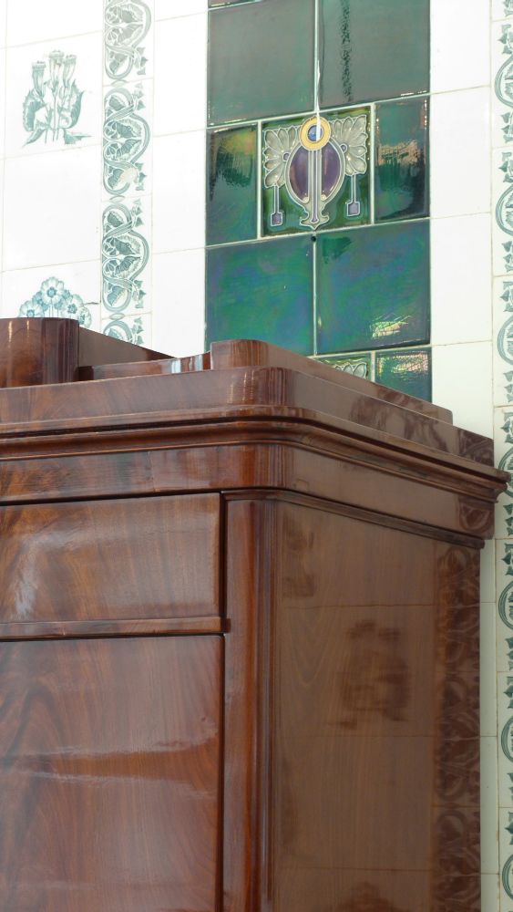 Biedermeier Sekretär, Mahagoni handpoliert um 1840 Biedermeier Sekretär, Mahagoni handpoliert um 1840