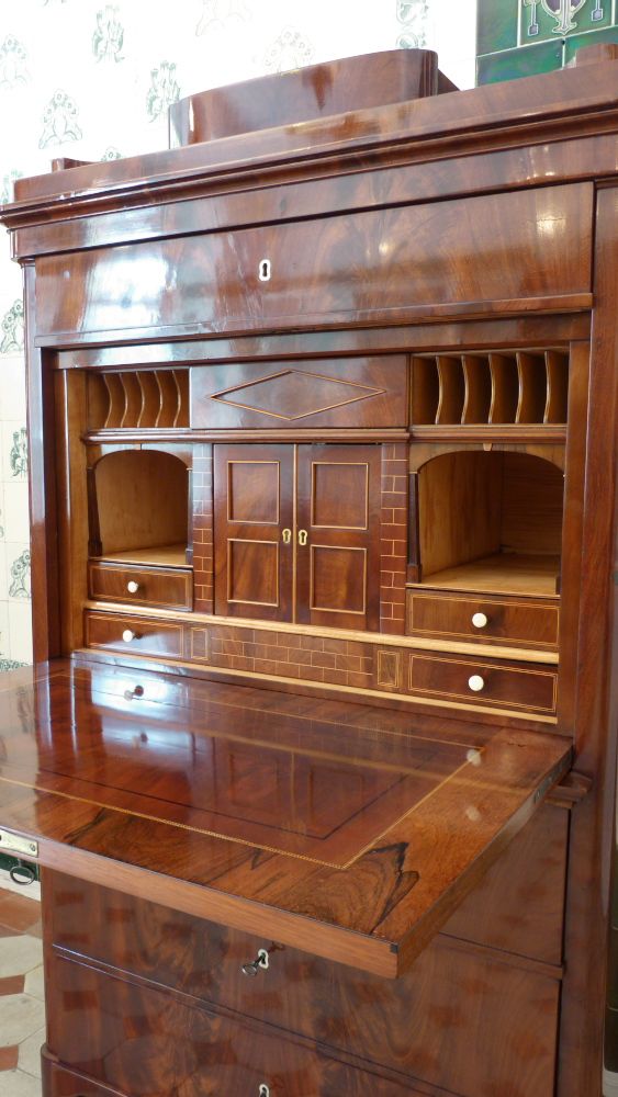 Biedermeier Sekretär, Mahagoni handpoliert um 1840 Biedermeier Sekretär, Mahagoni handpoliert um 1840