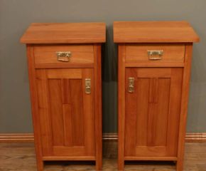 AntikeMöbel-Berlin-Garderobe-Sitzmöbel-Betten-Antiquitäten - Möbel in