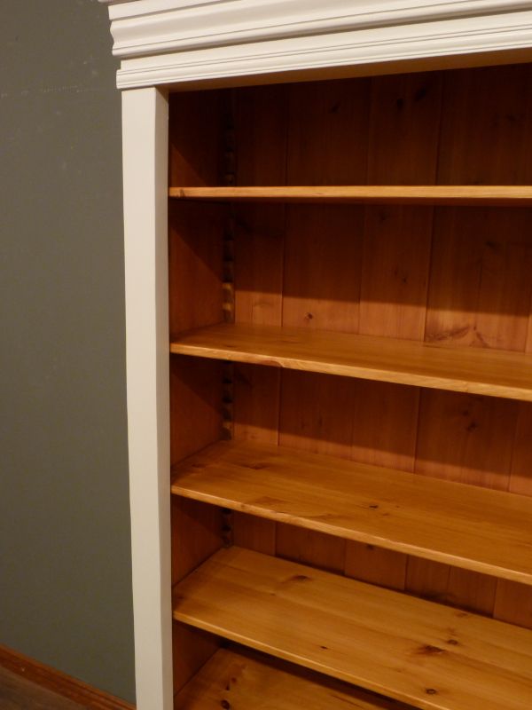 Antike Bücherregale