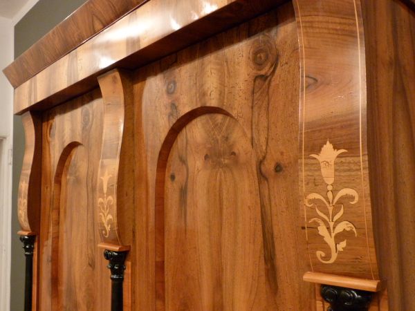 biedermeier-kleiderschrank-nussbaum_9.jpg biedermeier-kleiderschrank-nussbaum_9.jpg