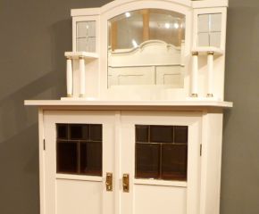 Eleganter Jugendstil Salonschrank, Mahagoni weiss um 1910