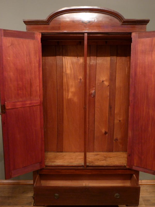 Antike Schränke, englischer Jugendstil Kleiderschrank,Mahagoni um 1910 Antike Schränke, englischer Jugendstil Kleiderschrank,Mahagoni um 1910