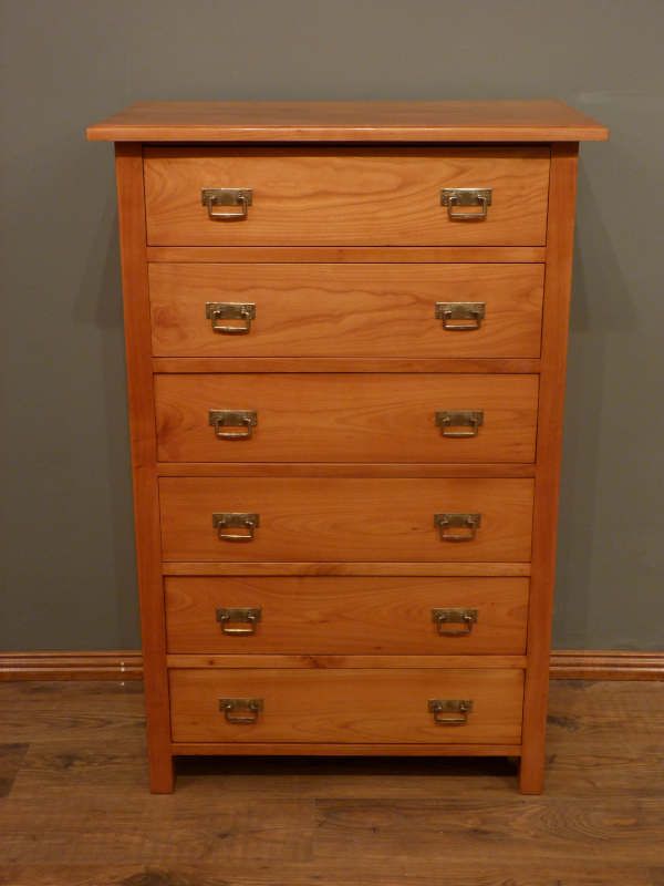 Antike Möbel, antike Jugendstil Kommode, Kirschholz um 1900 Antike Möbel, antike Jugendstil Kommode, Kirschholz um 1900
