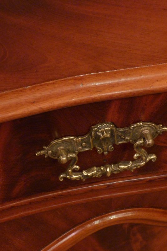 Antike Möbel, Louis-Philippe Kommode, Mahagoni um 1880 Antike Möbel, Louis-Philippe Kommode, Mahagoni um 1880