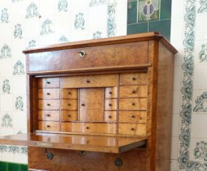 Spätiedermeier Sekretär, Birke um 1860