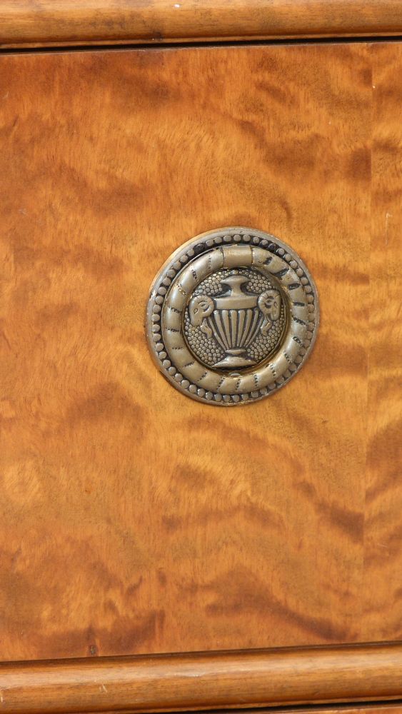 Spätbiedermeiersekretär, Birke um 1860 Spätbiedermeiersekretär, Birke um 1860