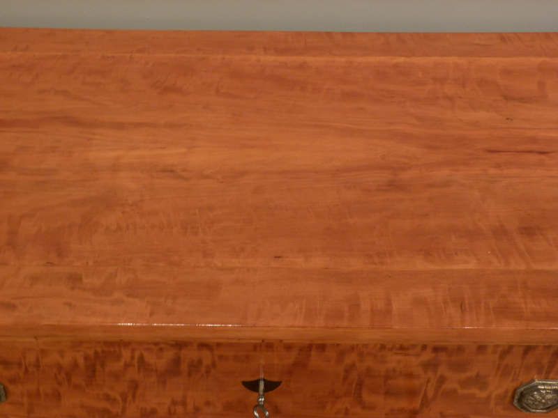 Antike Möbel, antike Biedermeier Kommode aus Birkenholz, um 1840