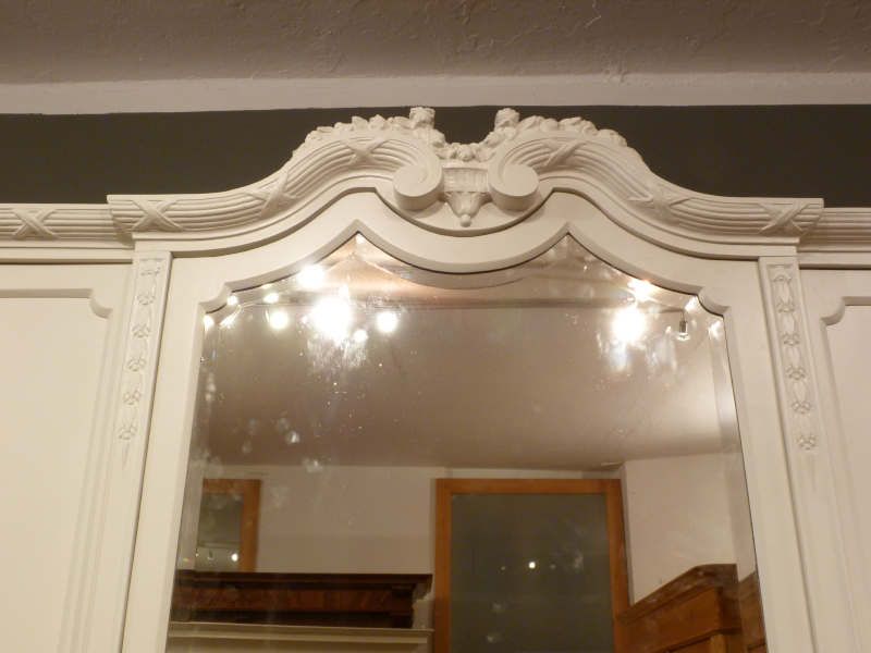 Antike Möbel, antiker französischer Jugendstil Kleiderschrank