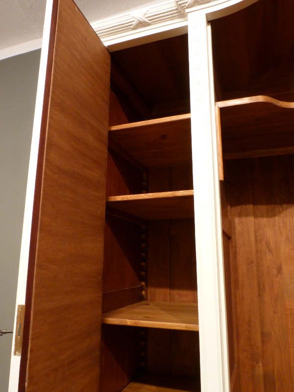Antike Möbel, antiker französischer Jugendstil Kleiderschrank