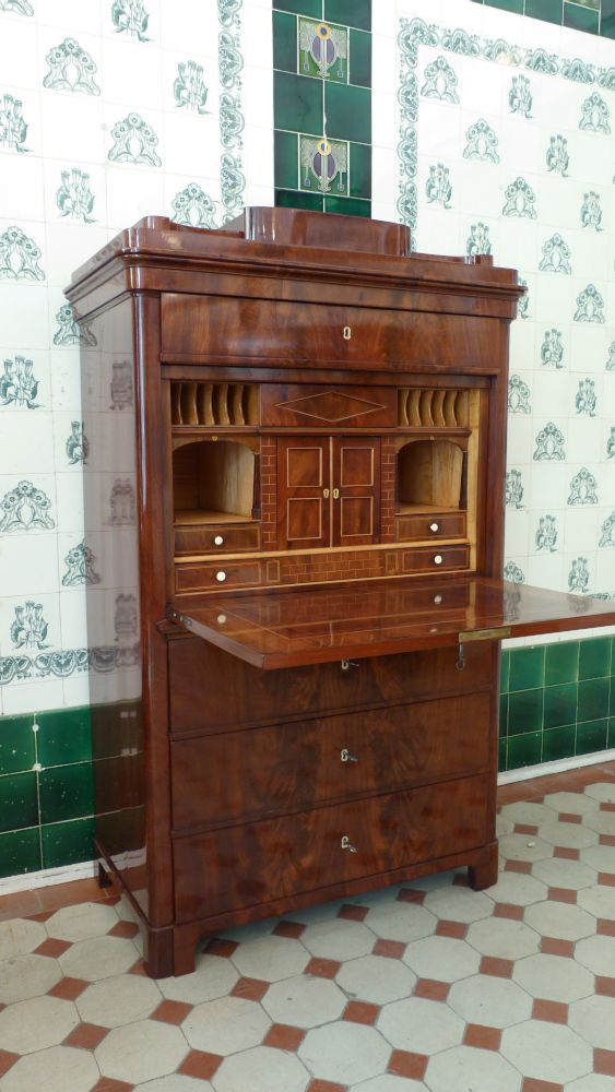Biedermeier Sekretär, Mahagoni handpoliert um 1840