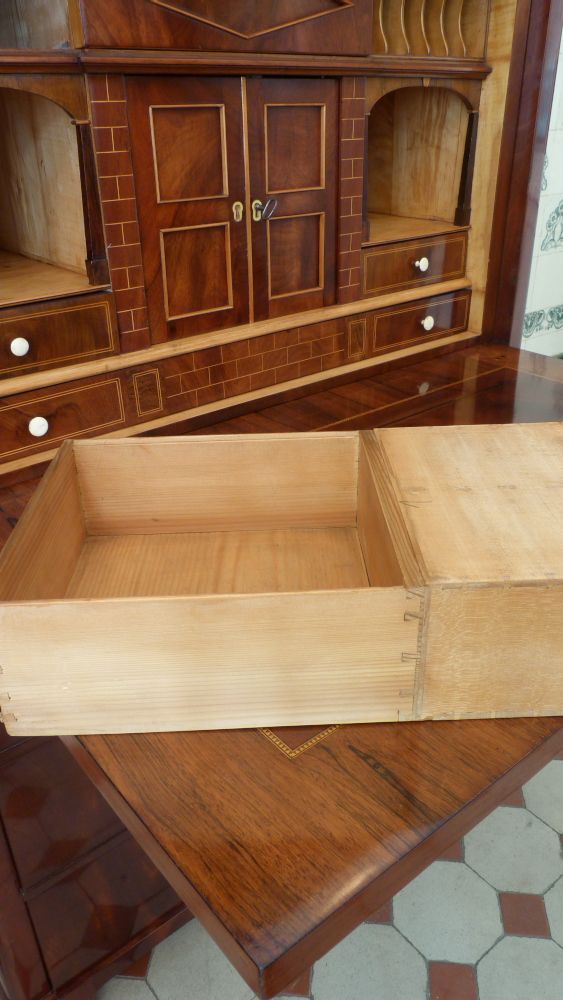Biedermeier Sekretär, Mahagoni handpoliert um 1840