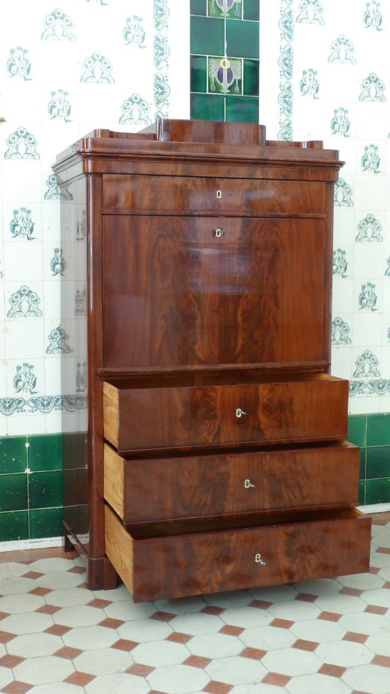 Biedermeier Sekretär, Mahagoni handpoliert um 1840