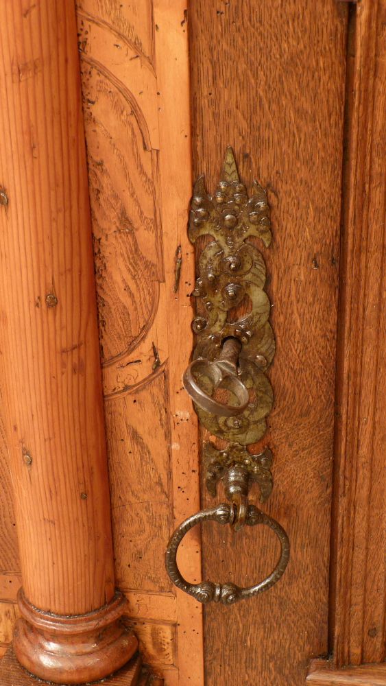 Neorenaissance Halbschrank, Eiche 19. Jahrhundert