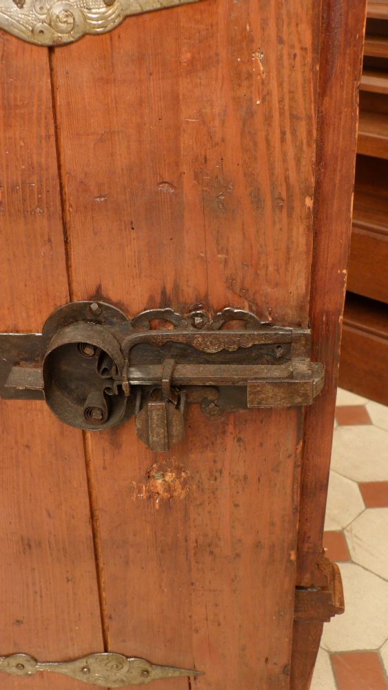 Neorenaissance Halbschrank, Eiche 19. Jahrhundert