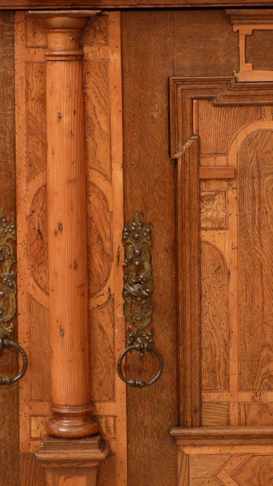 Neorenaissance Halbschrank, Eiche 19. Jahrhundert