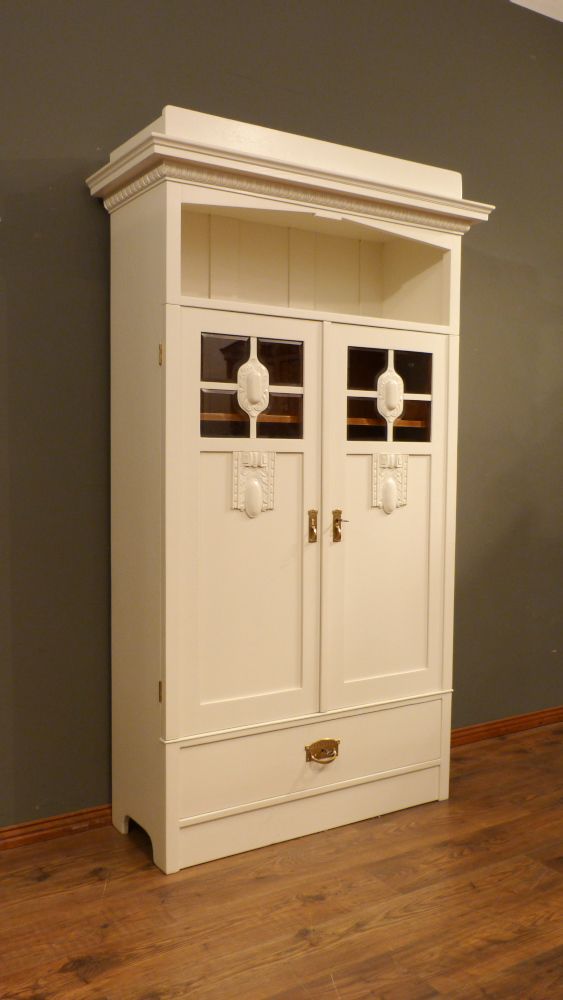 Jugendstil Bücherschrank, Eiche weiß lasiert um 1910