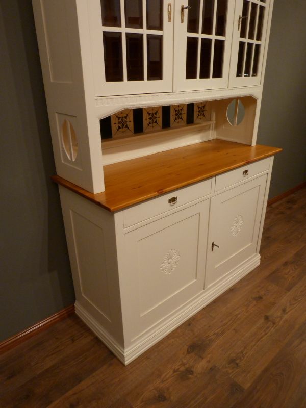 Antike Schränke, Jugendstil Küchenschrank, Fichte weiss lasiert um 1910