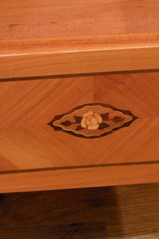 Antike Schränke, Jugendstil Kleiderschrank, Kirschholz handpoliert um 1900