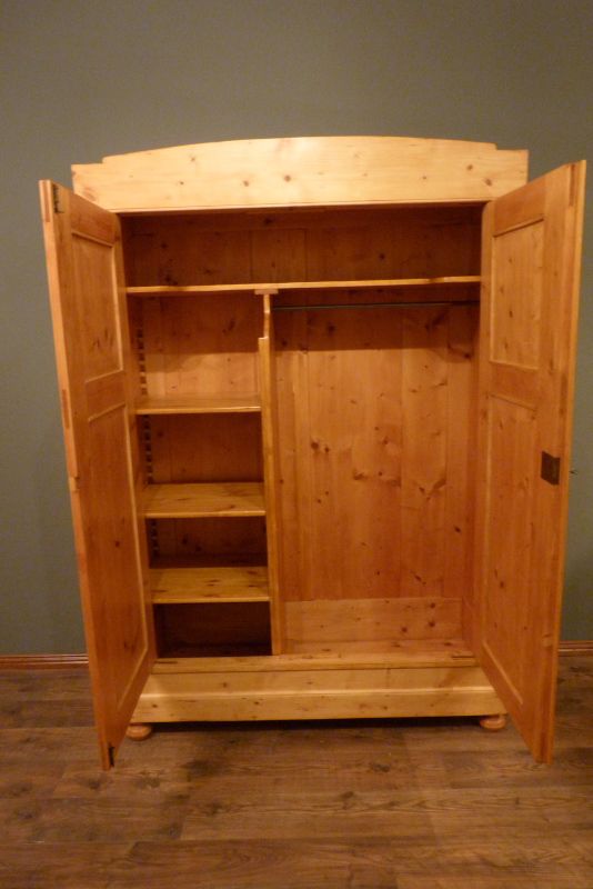 Antike Schränke, Jugendstil Kleiderschrank, Fichte um 1910