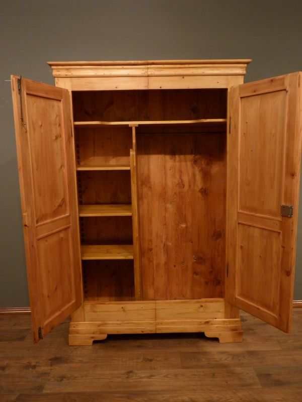 Antike Schränke, Jugendstil Kleiderschrank, Fichte um 1920