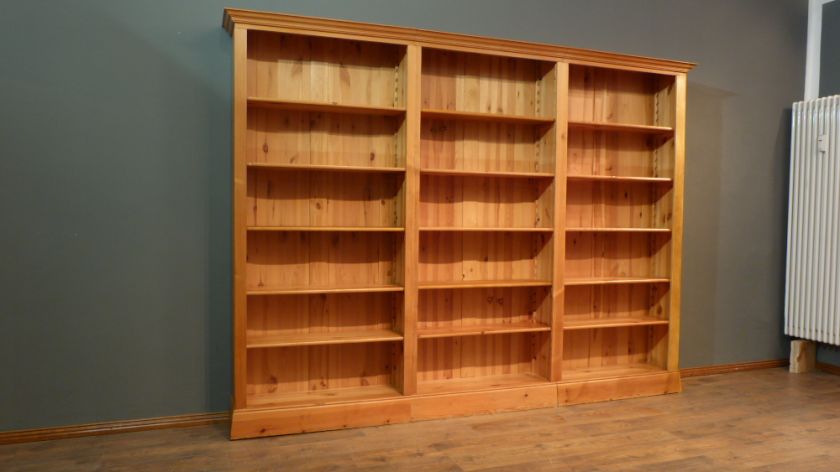 Bücherregal Massivholz, Kiefer, klassisch gestaltet
