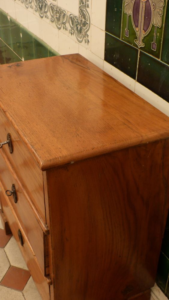 Spätbiedermeier Modellkommode, Esche um 1860
