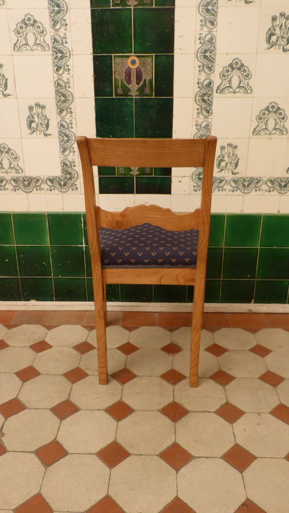 Vier Biedermeierstühle, Esche um 1860